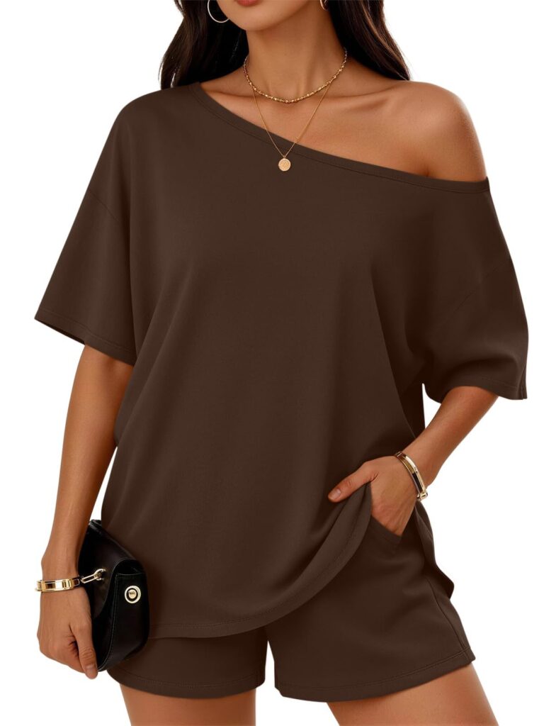 Womens 2-piece Fashionable Casual Set Slant-Neck Top And Shorts