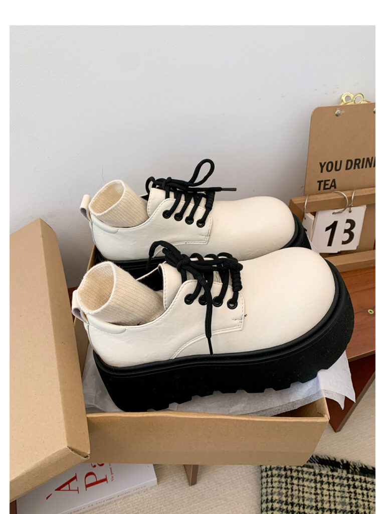 Women's Thick-Soled Retro British-Style Lace-Up Casual Shoes