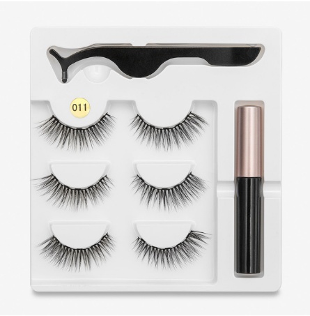A Pair Of False Eyelashes With Magnets In Fashion - Image 12