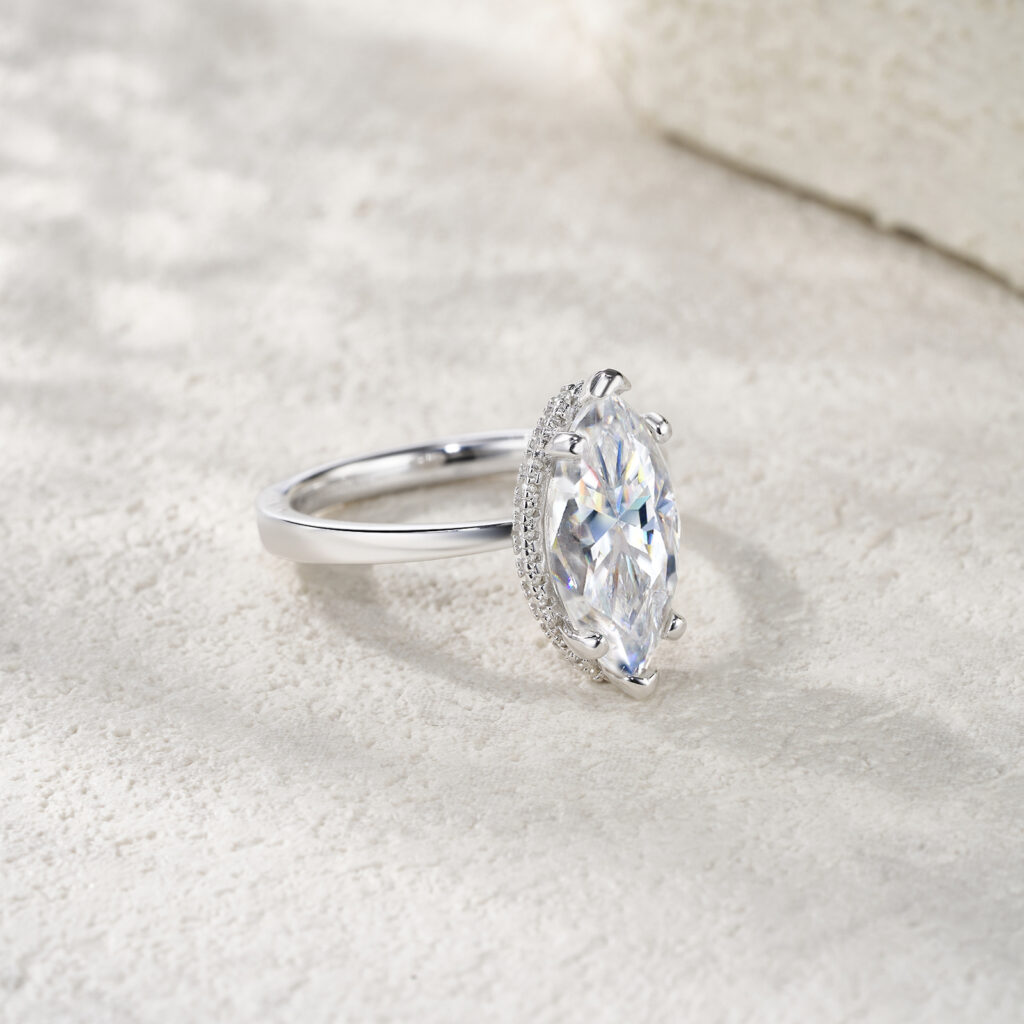 Engraved With Top-quality Moissanite, This Luxurious And Fashionable Minimalist Jewelry Set Features Exquisite Silver Accessories For Ladies. Made Of S925 Silver With Electroplated Platinum.