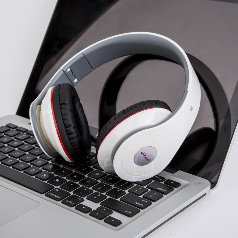 Wired Gaming Headphone Heavy Bass Music Headset Wired Control Computer Mobile Phone Universal Headset - Image 1