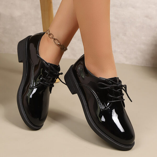 Women's Fashionable Retro Plus-Size Lace-Up Flat Shoes - Image 7