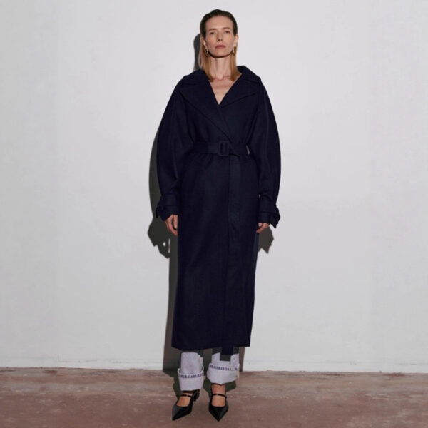 Fashionable Commuter-Style Lapel-Collar Split Loose Long Coat - Image 2