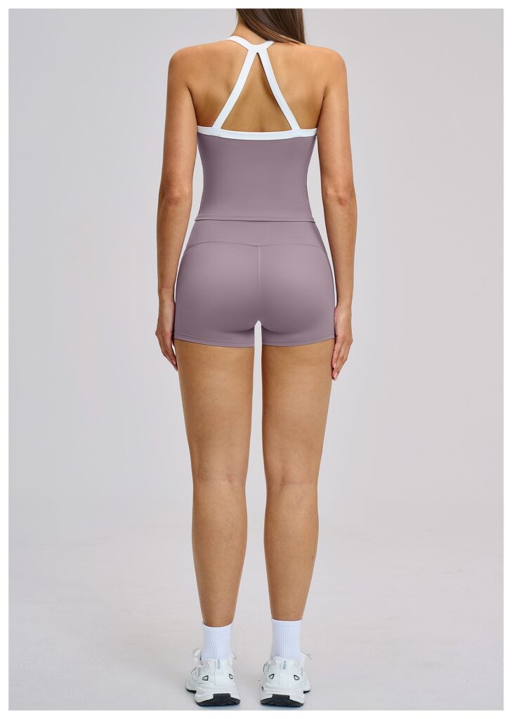 Nude-Feel Yoga Set Contrasting Colors, Crossed Back Design, Tight-Fitting Yoga Wear