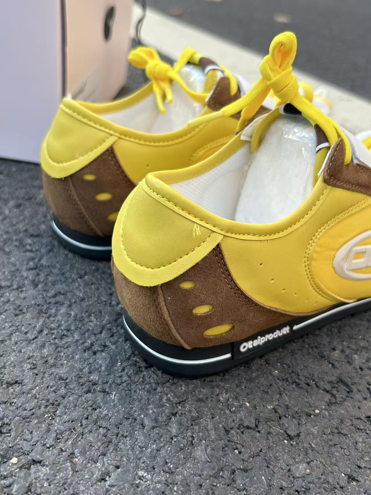 High-end Contrast-color Design Casual Flat Shoes For Commuting - Image 13