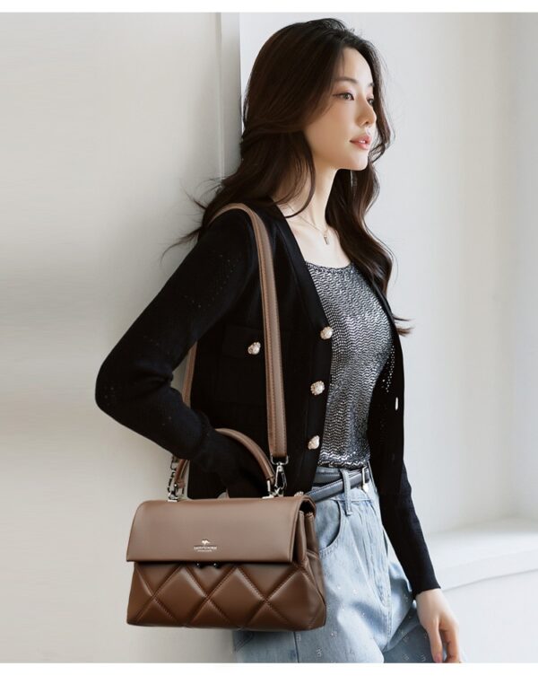 Ladies' Handheld Cross Shoulder Bag - Image 20