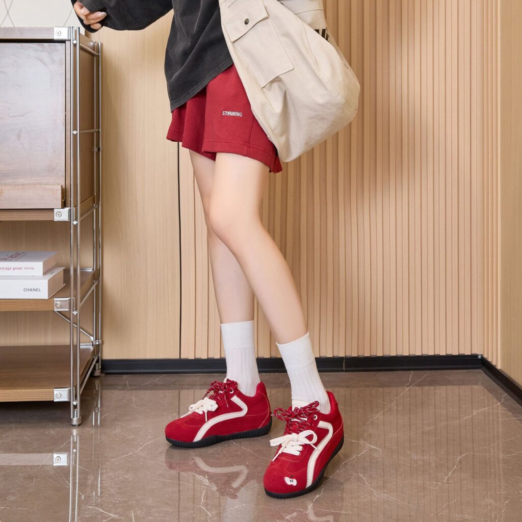 Women's Invisible Height-increasing Training Shoes