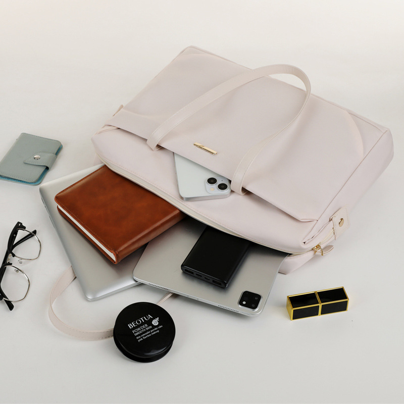 Stylish Casual Lightweight Laptop Bag For Commuting - Image 4