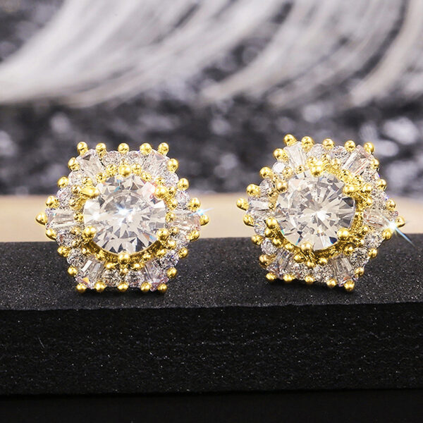 1 Pair Sparkly Hexagon Full Cubic Zirconia Stud Earrings For Women, Luxury Shiny Hypoallergenic Earrings For Daily Wear Wedding Party - Image 3