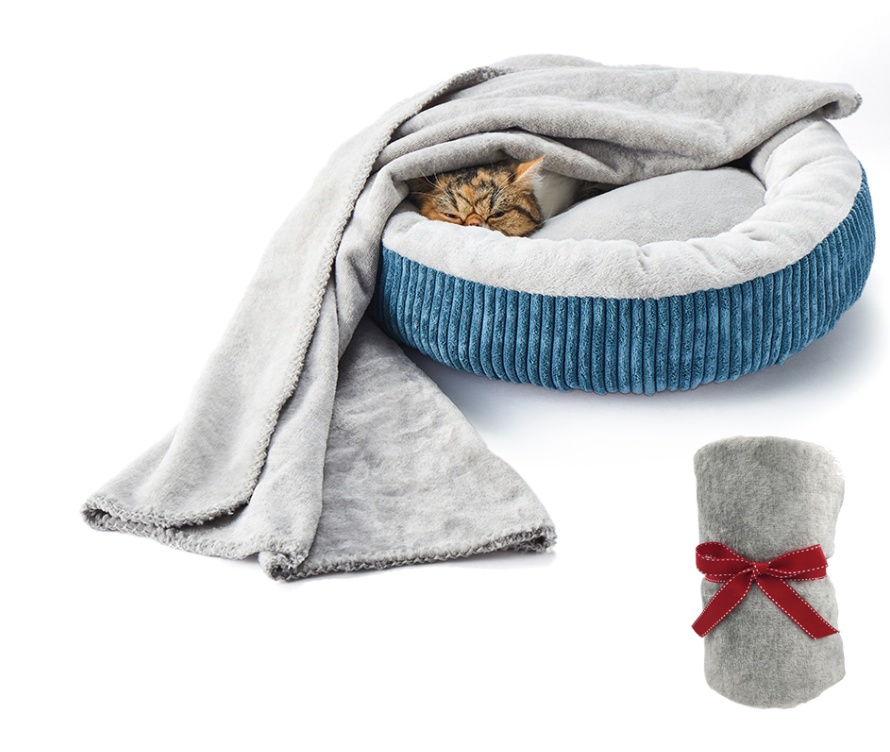 Dog Flannel Deep Sleeping Blanket - Image 6