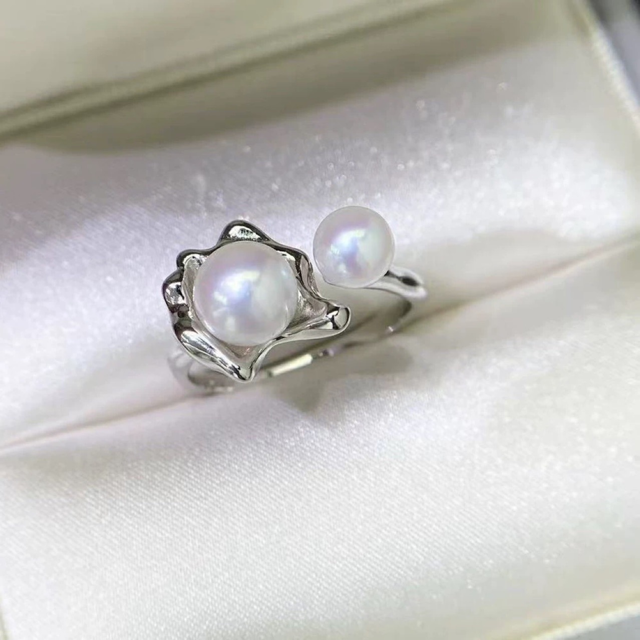 Double-pearl Natural Freshwater Pearl Ring For Women - Image 1