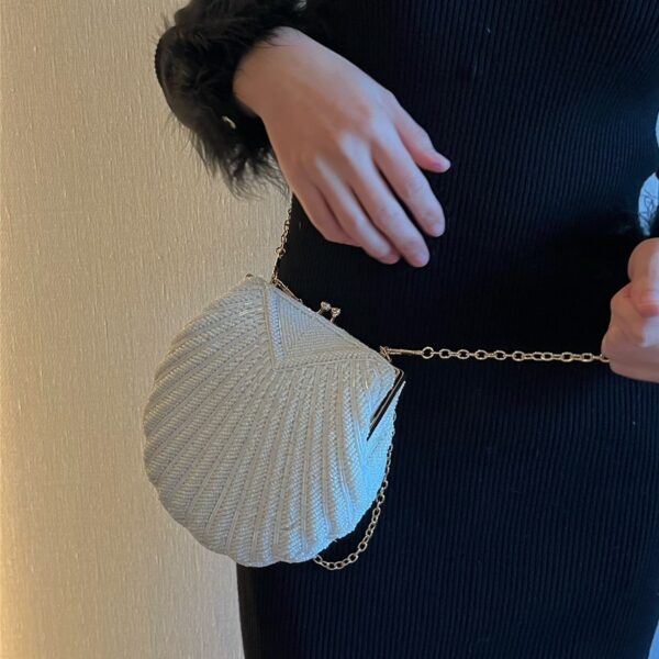 Shell-shaped Crossbody Shoulder Tote Bag For Women - Image 1