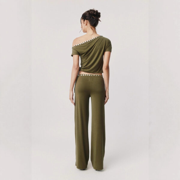 Women's Fashionable Winter Solid-Colored Casual Set - Image 4