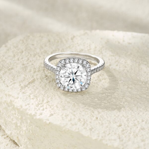 2-carat Luxury Fashion Minimalist Trend Jewelry Silver Ring Set With Top-quality Moissanite, Made Of S925 Silver With Electroplated Platinum. - Image 3