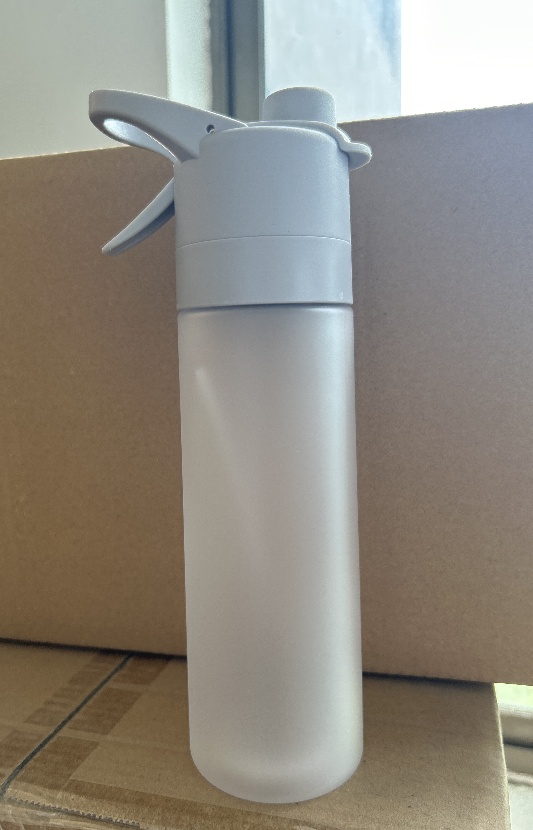 Spray Water Bottle For Girls Outdoor Sport Fitness Water Cup Large Capacity Spray Bottle Drinkware Travel Bottles Kitchen Gadgets - Image 47