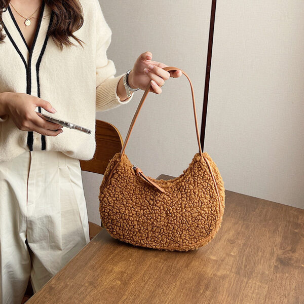 Simple Women's Plush Handheld Shoulder Bag - Image 1