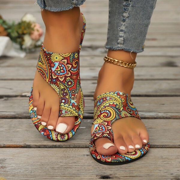 European And American-style Floral-print Open-toe Sandals - Image 3