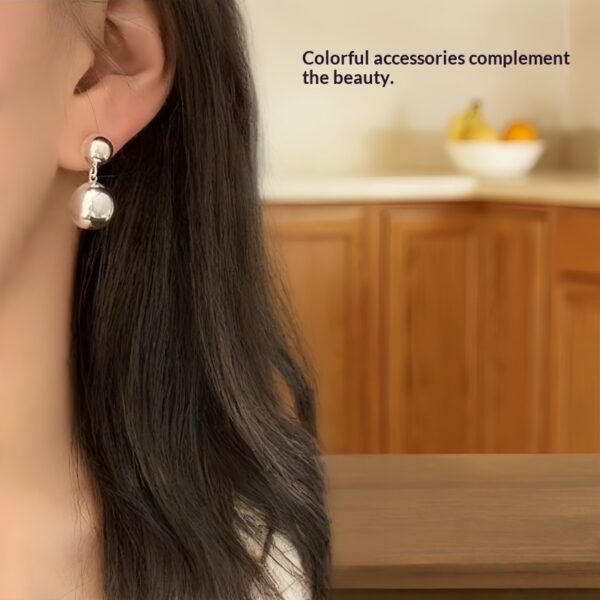 Fashionable Unique And Personalized Metal Round-Ball Tassel Earrings - Image 3