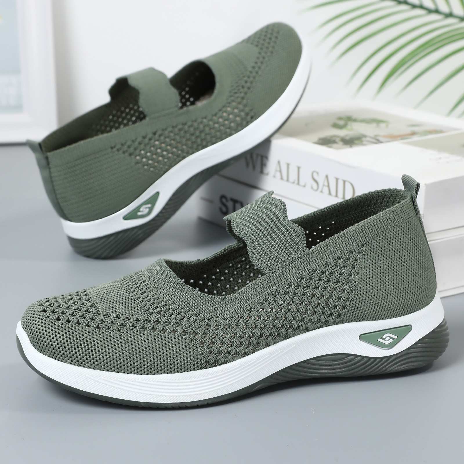 Mid-age And Elderly Mothers Lightweight Walking Shoes - Image 8