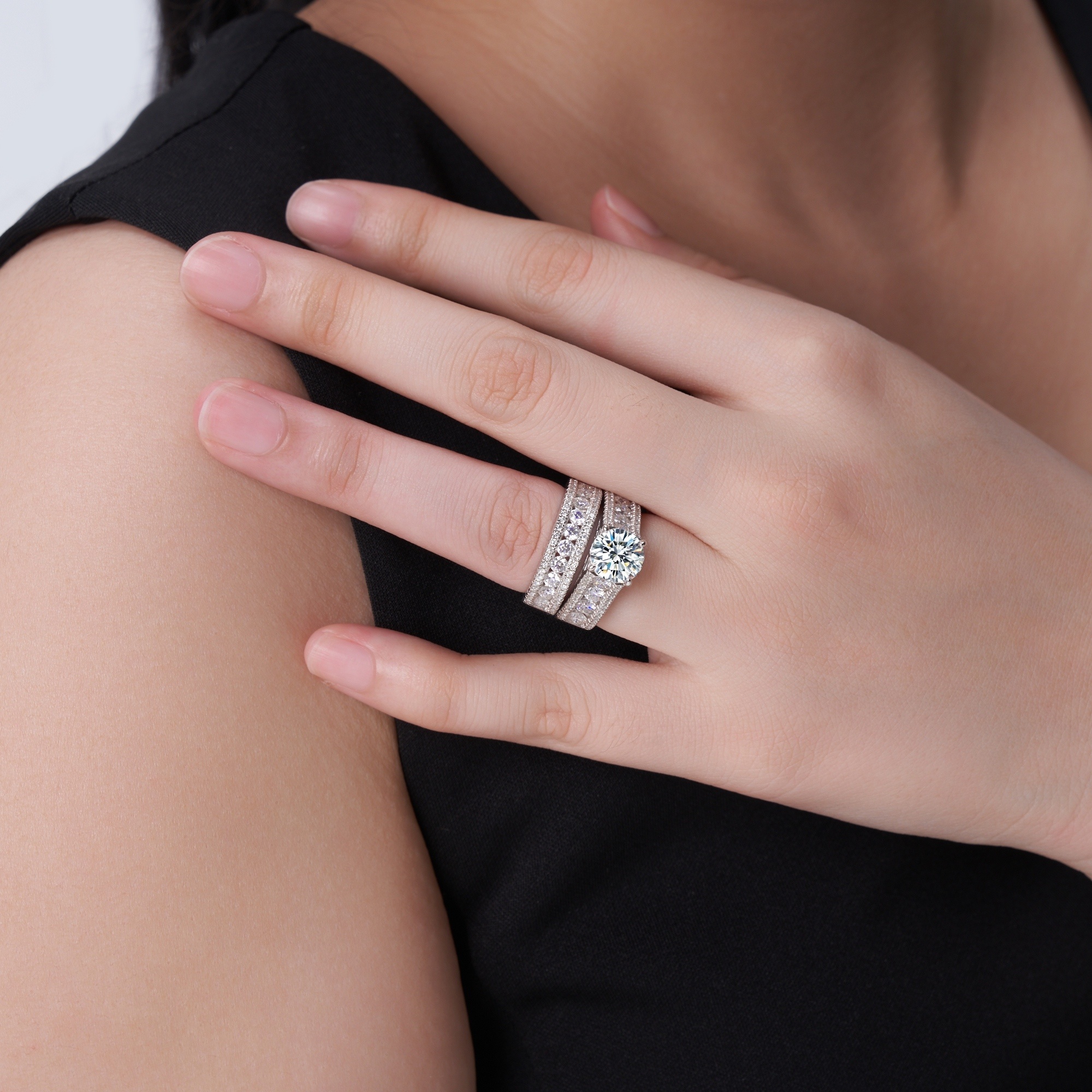 2-carat Luxury Fashion Minimalist Trend Jewelry Silver Ring Set With Top-quality Moissanite, Made Of S925 Silver With Electroplated Platinum. - Image 4