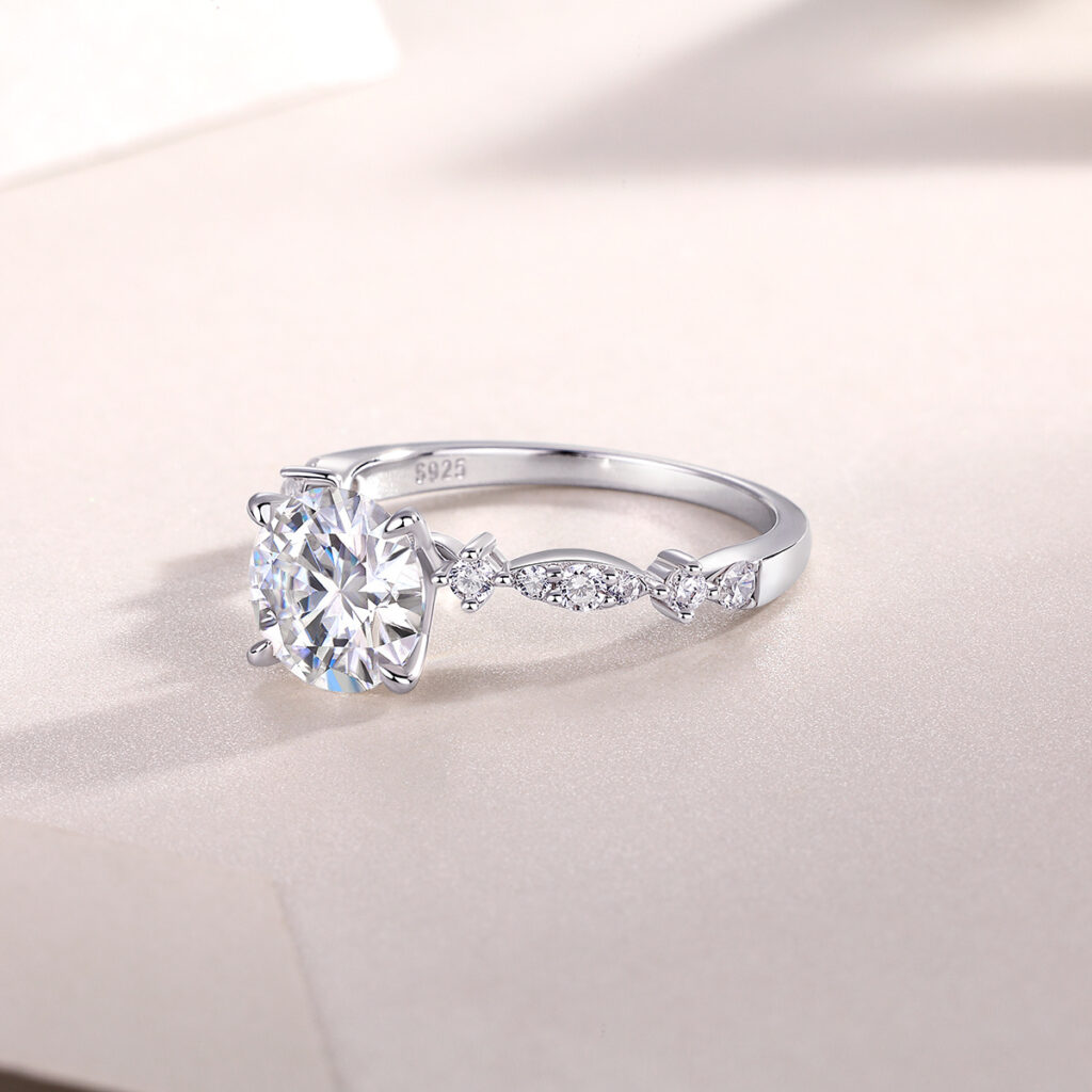 2-carat Luxury Fashion Minimalist Trend Jewelry Silver Ring Set With Top-quality Moissanite, Made Of S925 Silver With Electroplated Platinum.