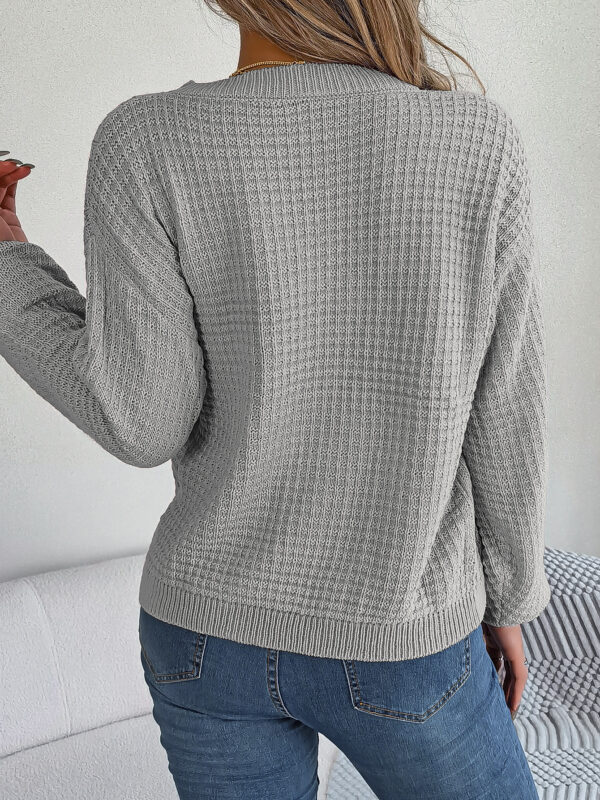 Women's Cable-Knit Lantern-Sleeve Pullover Sweater - Image 17