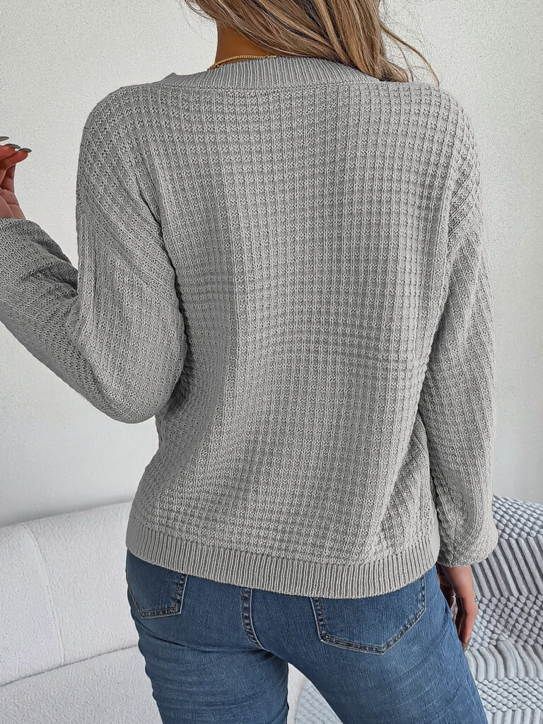 Women's Cable-Knit Lantern-Sleeve Pullover Sweater