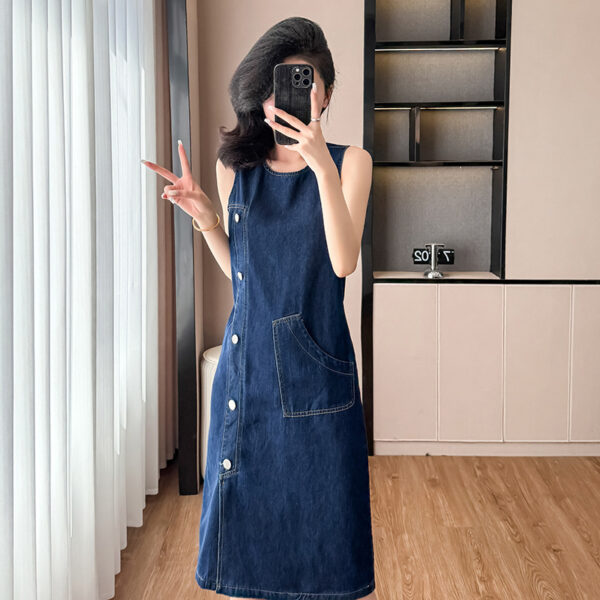 Loose-fitting Straight-cut Dress - Image 15