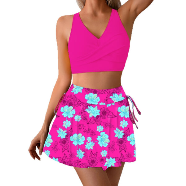 Womens Midriff-Covering Holiday Beach Printed Short-Skirt Swimsuit Set - Image 3