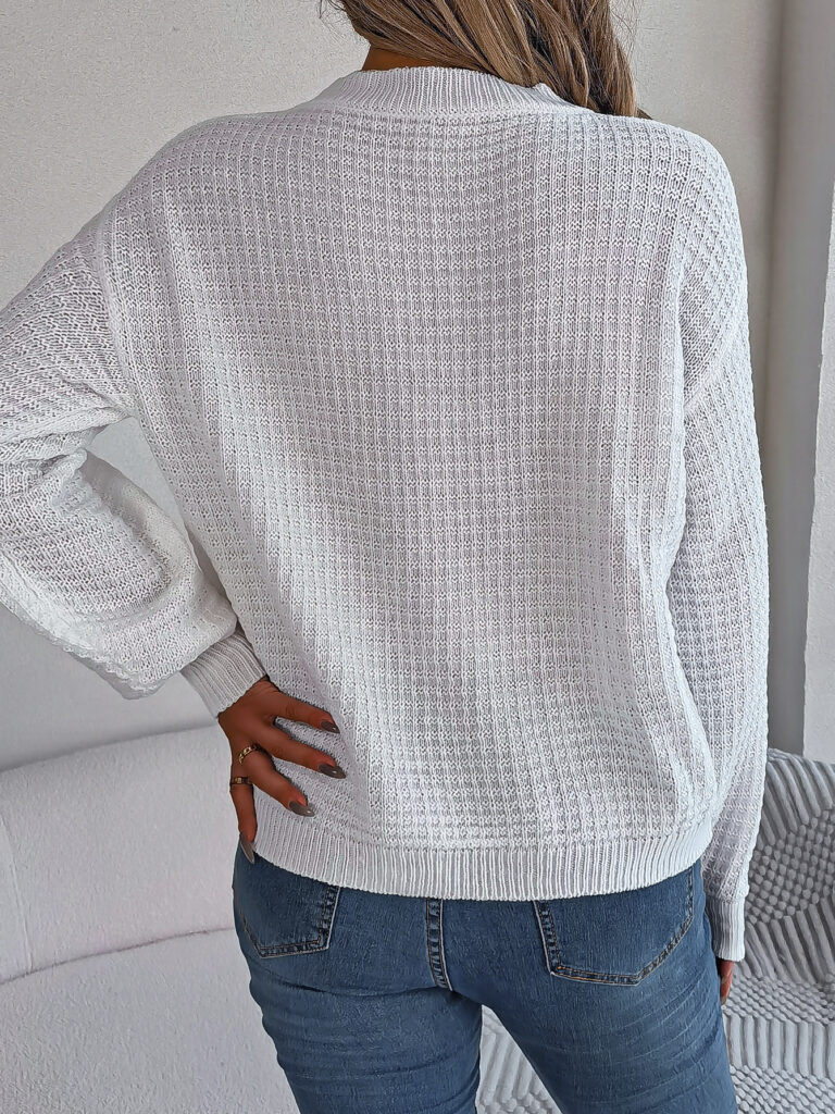 Women's Cable-Knit Lantern-Sleeve Pullover Sweater