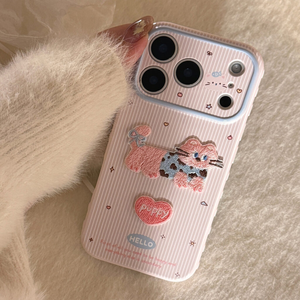 Shatter-Resistant Colored Striped Cat Phone Case