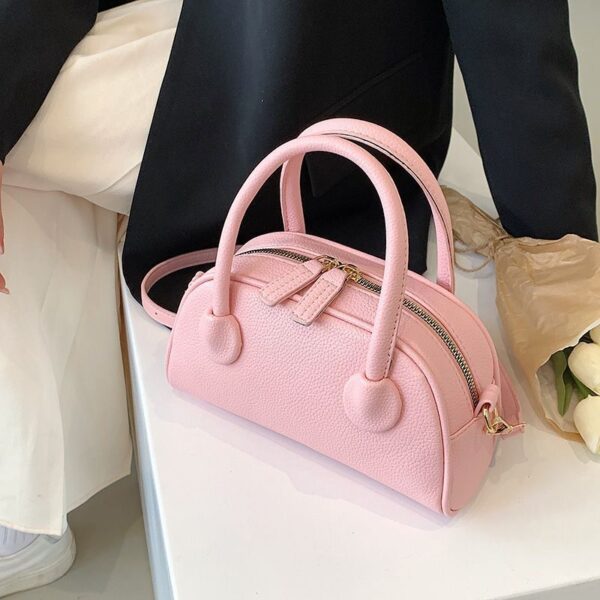 New Trendy Versatile Handheld Shoulder Bag - Image 1