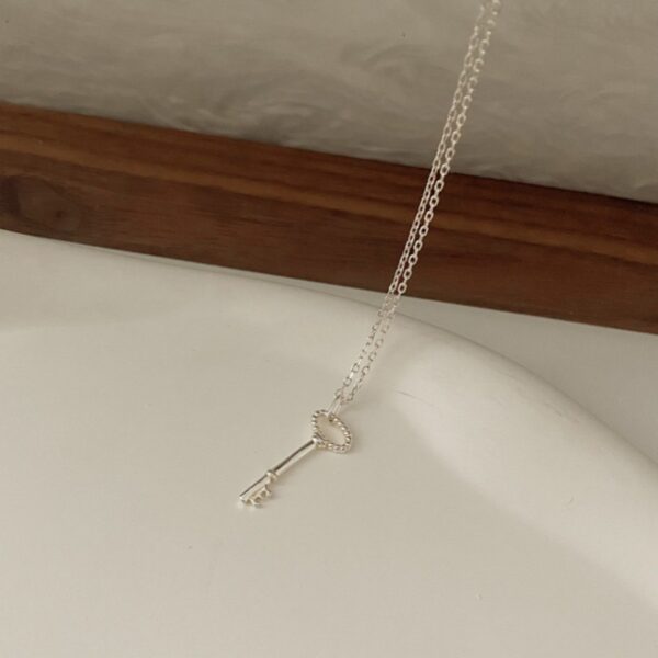 Women's Simple All-Match Key Pendant Necklace - Image 12