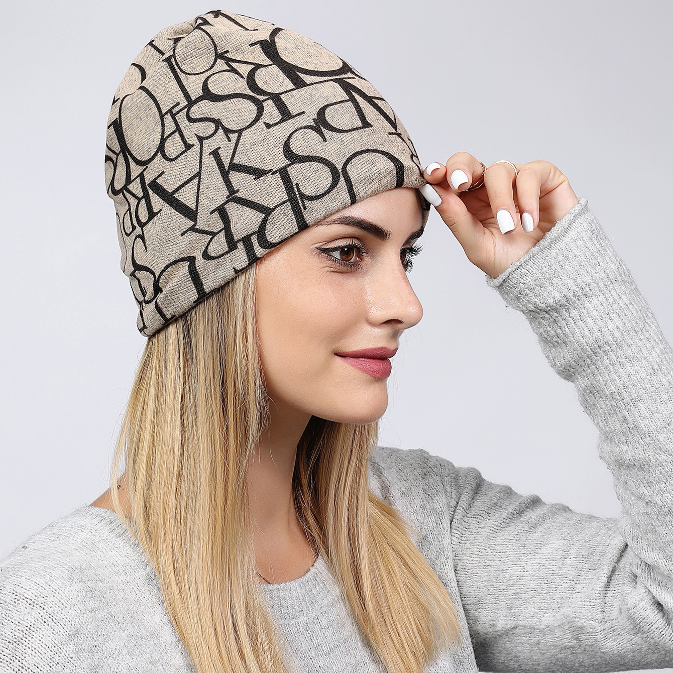 A Soft, Skin-friendly, Fashionable And Casual Multi-functional Pullover Cap For Ladies, Suitable For Daily Home Use And Shopping - Image 4