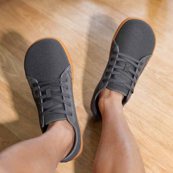 Mesh Sports Casual Sneakers For Men And Women - Image 3