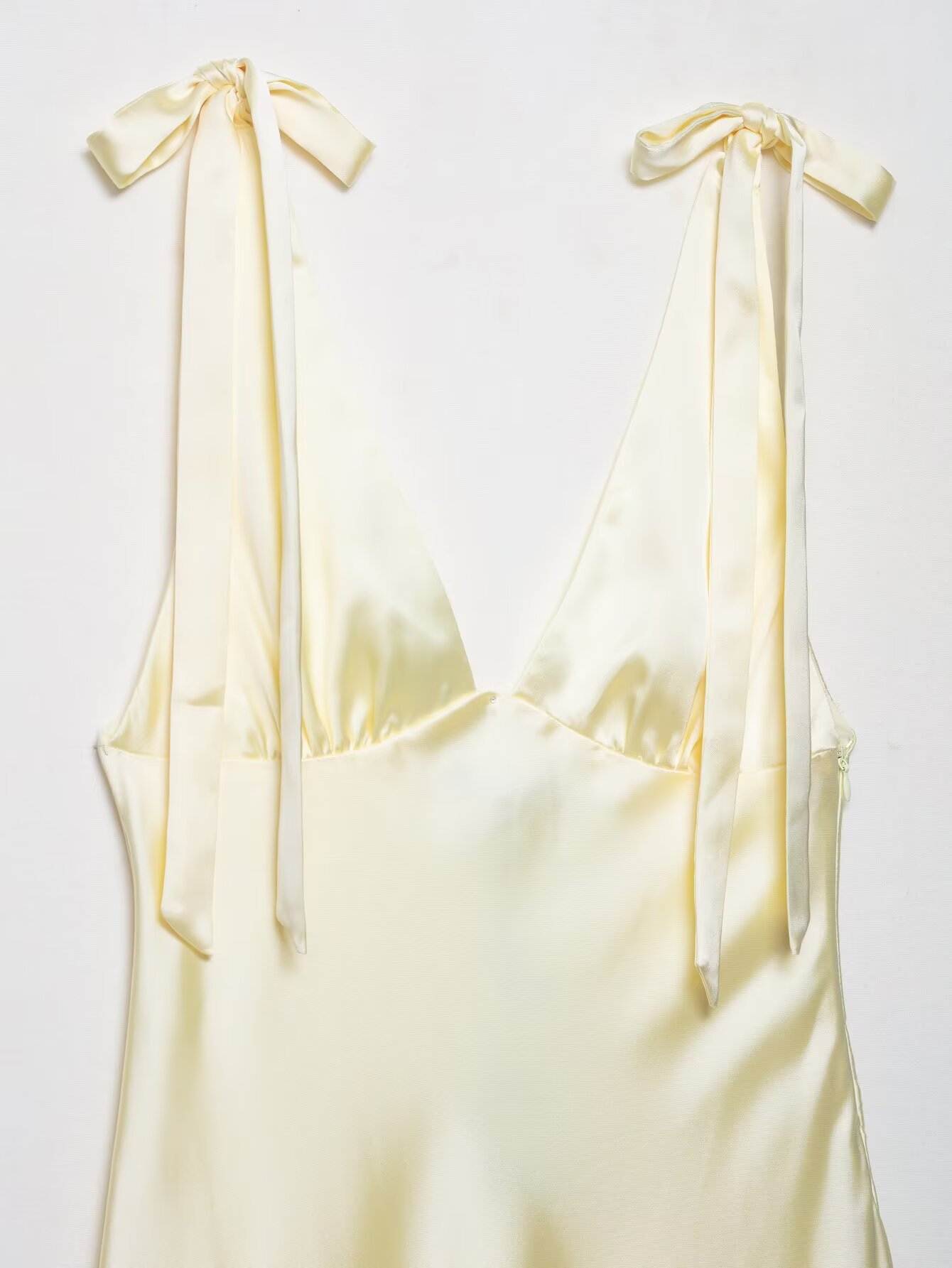 Womens Bow-Decorated Satin-Feel Dress - Image 12
