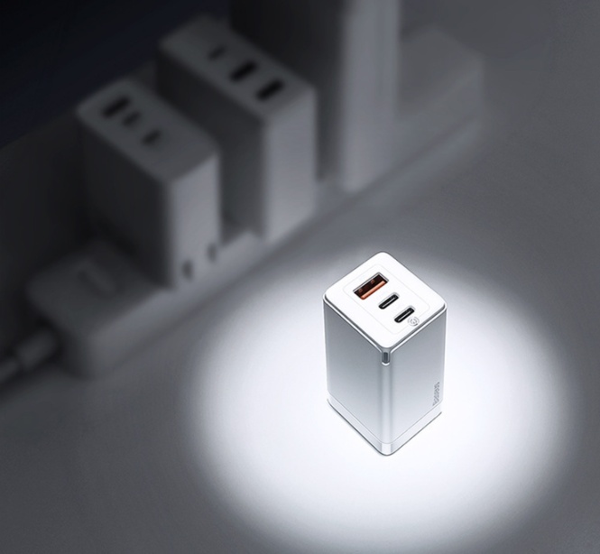 Fast mobile phone charger - Image 24