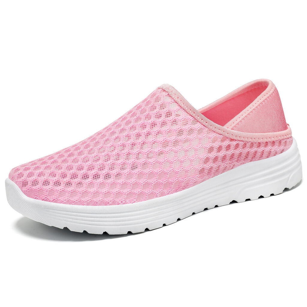 Large Size Lightweight Breathable Mesh Hole Half Slippers