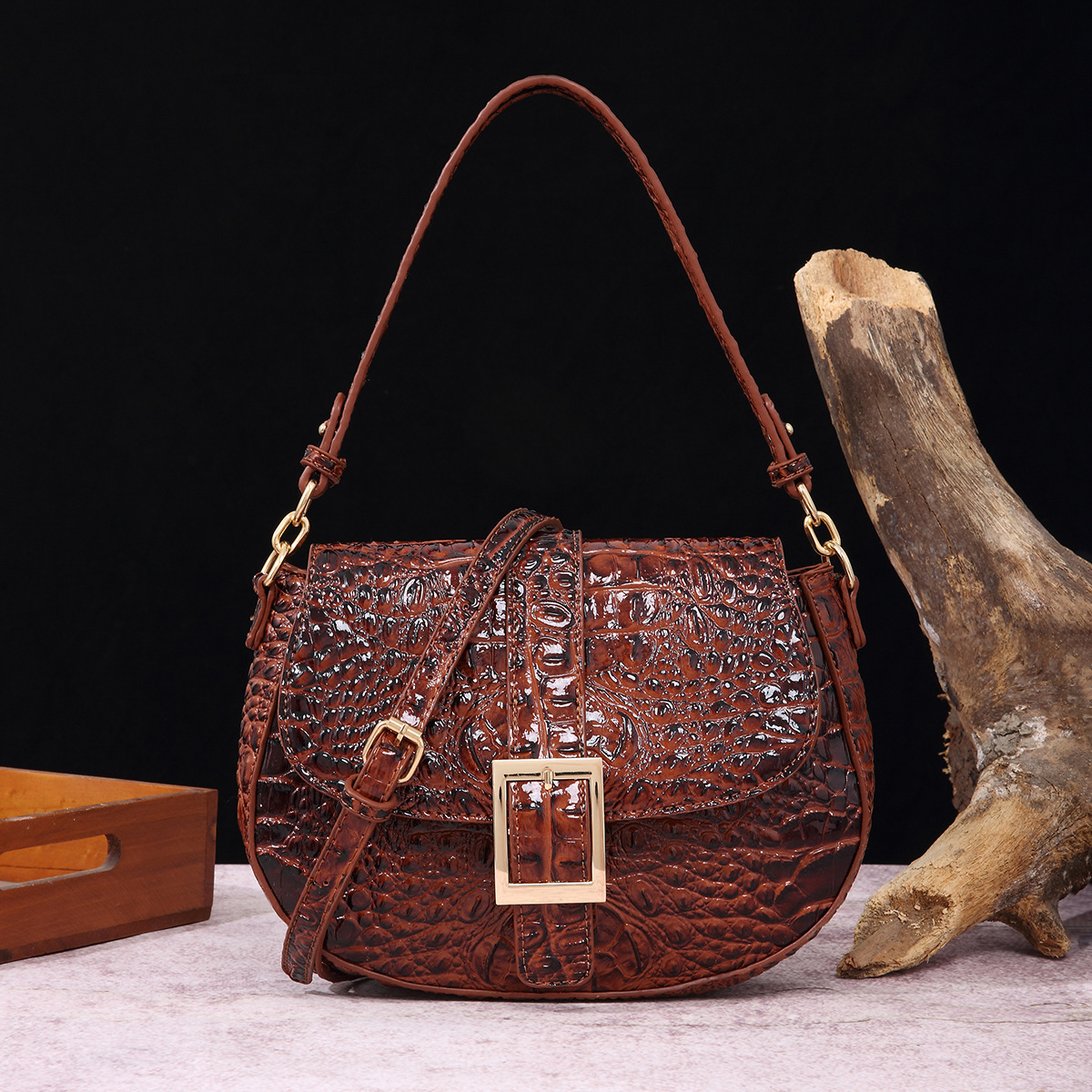 Handheld armpit crossbody baguette women's bag - Image 16