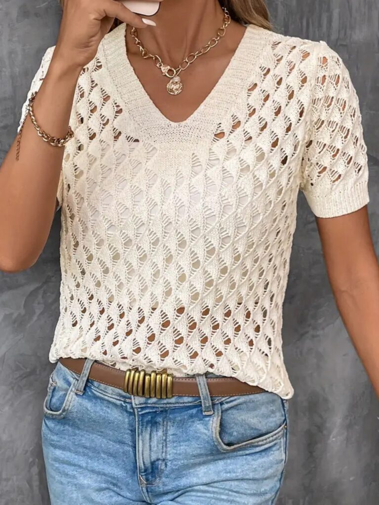 Womens Fashionable Hollow-Out Plus-Size Short-Sleeve Knitted Top