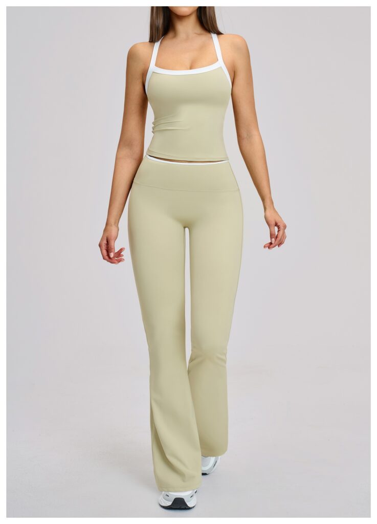 Nude-Feel Yoga Set Contrasting Colors, Crossed Back Design, Tight-Fitting Yoga Wear