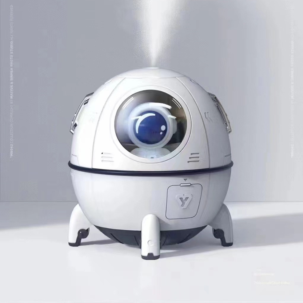 USB Astronaut Humidifier Ornaments Moisturizing Household Home Decor - Image 20