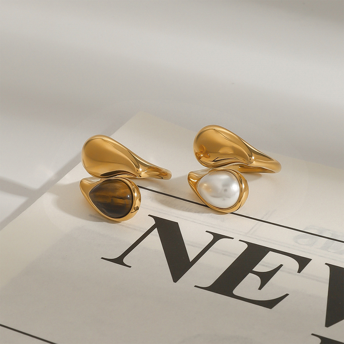 Versatile Fashionable Waterdrop-Inlaid Pearl Stainless Steel Open Ring - Image 5