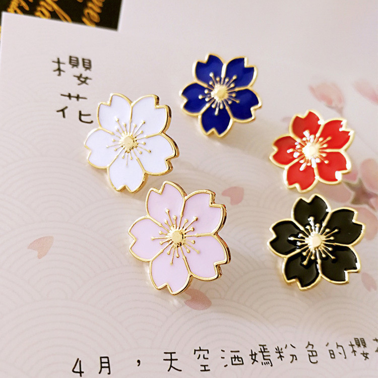 Fashionable And Cute Pin For Girls School Bags - Image 1