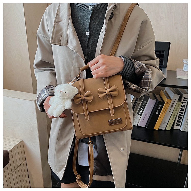 British-style Retro Chic Womens Backpack - Image 48
