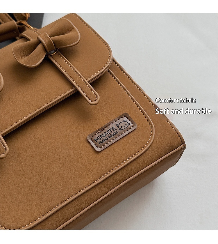 British-style Retro Chic Womens Backpack - Image 39