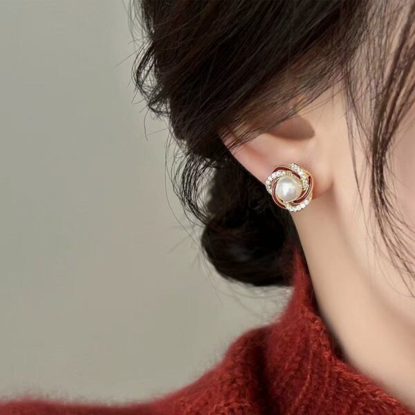 Light Luxury Diamond-Encrusted Red Pearl Earrings Womens Versatile And Fashionable - Image 4