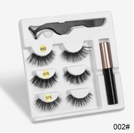 A Pair Of False Eyelashes With Magnets In Fashion - Image 73