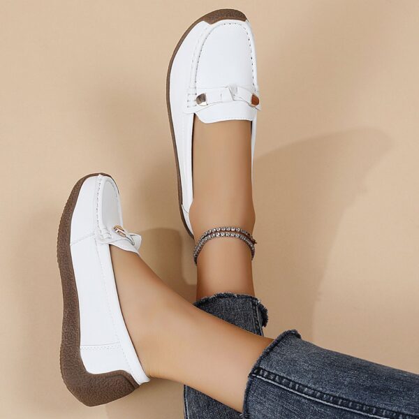 Women's Fashion Plus-Size Soft-Soled Casual Shoes - Image 17