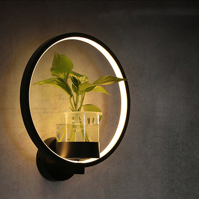 Decorative wall lamp on background wall - Image 3